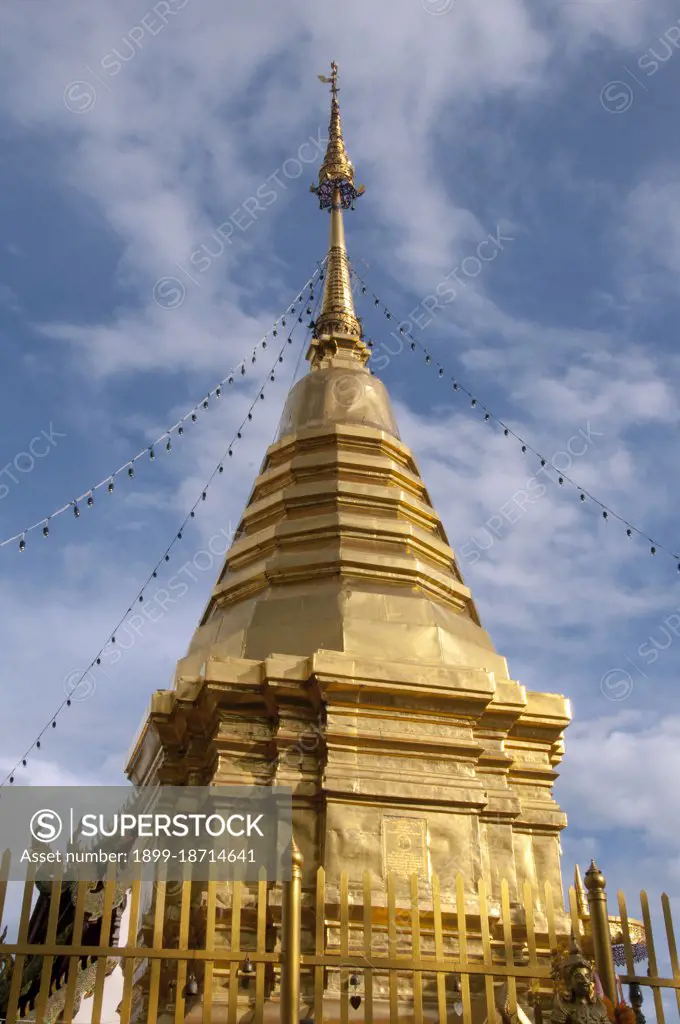 Wat Phrathat Doi Kham or Temple of the Golden Mount’, is located in Tambon Mae Hia, about 10km south of Chiang Mai Old City, in the lee of Doi Suthep. Temple records claim that the temple dates back over 1,300 years to 687 CE’, during the pre-Lan Na period when the region was inhabited by the indigenous animist Lawa. Chiang Mai  (meaning 'new city'), sometimes written as 'Chiengmai' or 'Chiangmai', is the largest and most culturally significant city in northern Thailand. King Mengrai founded the city of Chiang Mai in 1296, and it succeeded Chiang Rai as capital of the Lanna kingdom.