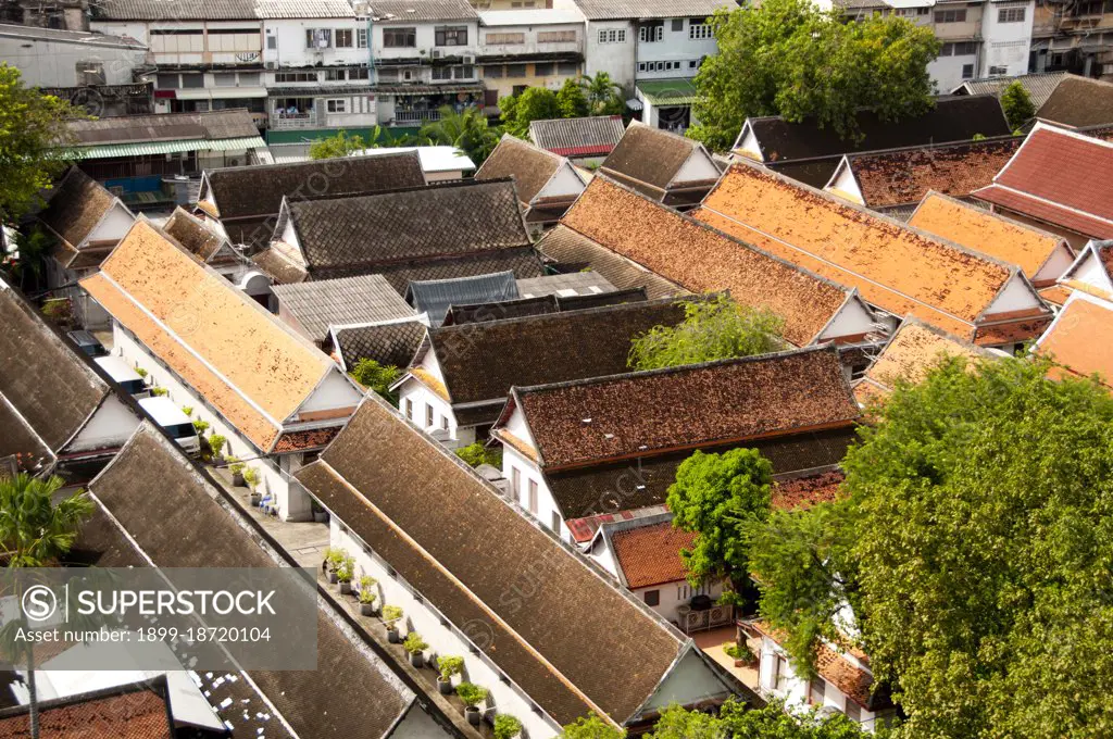 Wat Saket Ratcha Wora Maha Wihan (usually Wat Saket) dates back to the Ayutthaya era, when it was called Wat Sakae. King Rama I (1736 - 1809) or Buddha Yodfa Chulaloke renovated the temple and renamed it Wat Saket. The Golden Mount (Phu Khao Thong) is a steep hill inside the Wat Saket compound. It is not a natural outcrop, but an artificial hill built during the reign of Rama III (1787 - 1851) or King Jessadabodindra. 