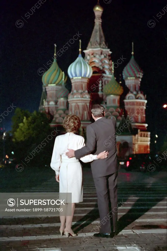  President Reagan and Nancy Reagan in Red Square Moscow. 