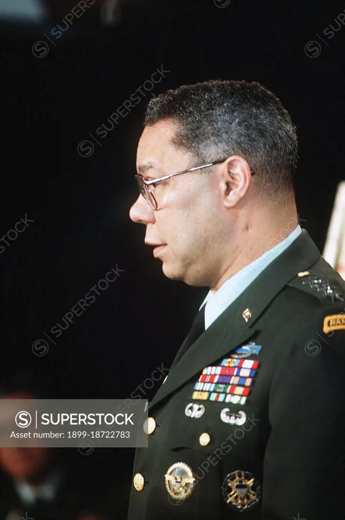 DESERT STORM - Colin Powell facing left. 