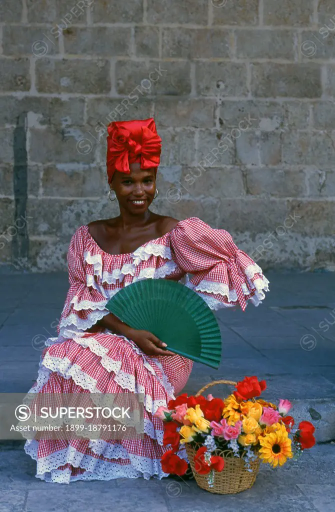 Plaza de la Catedral is one of Old Havanas squares, this cobbled open area (pedestrians only) is surrounded by fine buildings and home to the most colourful of all La Habana Viejas street people and performance artists. They range from Santeria priestesses through sharp-suited street dancers to flower girls and Rastafarians. The baroque Catedral de la Habana, dating from 1777, dominates the square. Officially the Catedral de la Virgen Maria de la Concepcion Immaculada, the great, brass-bound wooden doors are particularly impressive locals rap them for good luck at New Year! Other fine buildings around the square include the Casa del Marques de Arcos, today an art gallery, and the Casa de Lombillo (1741) which now houses the Museo de la Educacion. Directly opposite the cathedral is the fully restored Casa del Conde de Casa Bayona (1720), a fine colonial building which contains the Museo de Arte Colonial. La Habana Vieja (Old Havana) was declared a National Monument in 1977, and a UNESCO