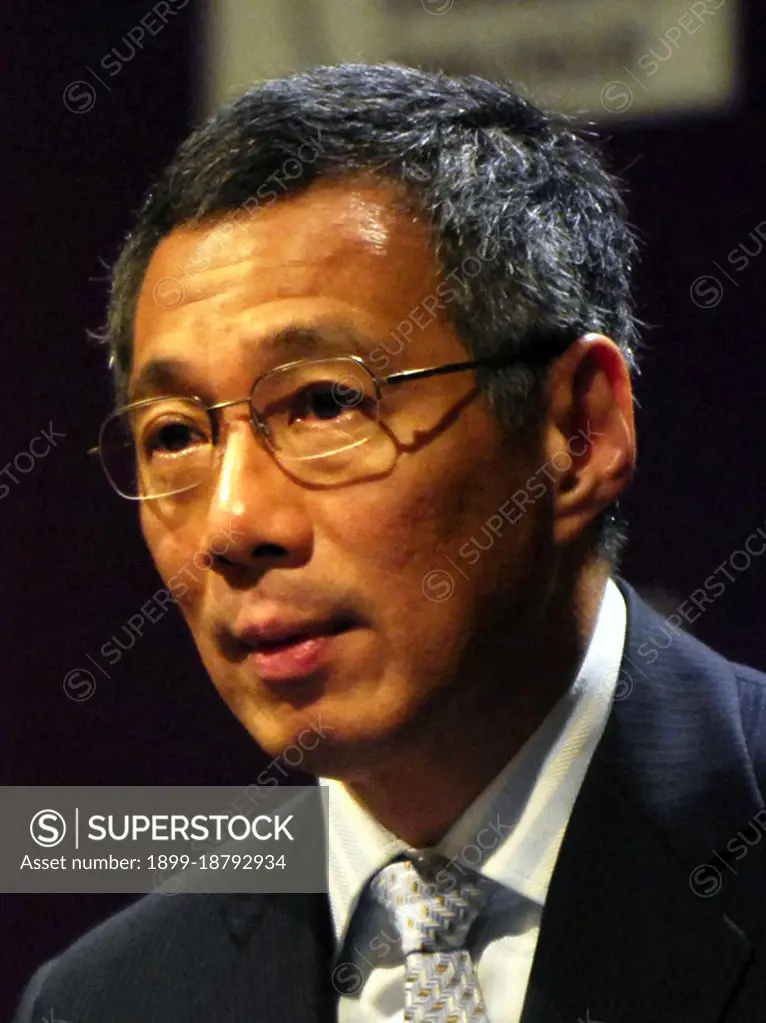 Lee Hsien Loong (simplified Chinese: 显龙; traditional Chinese: 顯龍; pinyin: Lǐ Xiǎnlóng; Pe̍h-ōe-jī: Lí Hián-liông; born 10 February 1952) is the third and current Prime Minister of Singapore, and the eldest son of Singapore's first Prime Minister, Lee Kuan Yew.