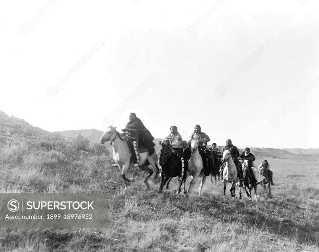 Edward S. Curtis Native American Indians - Cheyene Indians riding horses ca. 1910. 