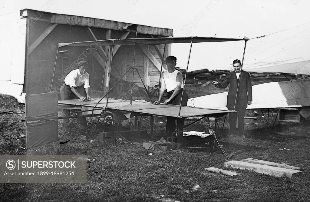 Early aviation history - Meckler-Allen Aeroplane - A biplane intended for transatlantic flight, built by John J. Meckler and C.A. Allen (or Allen Canton)   ca. 1912. 