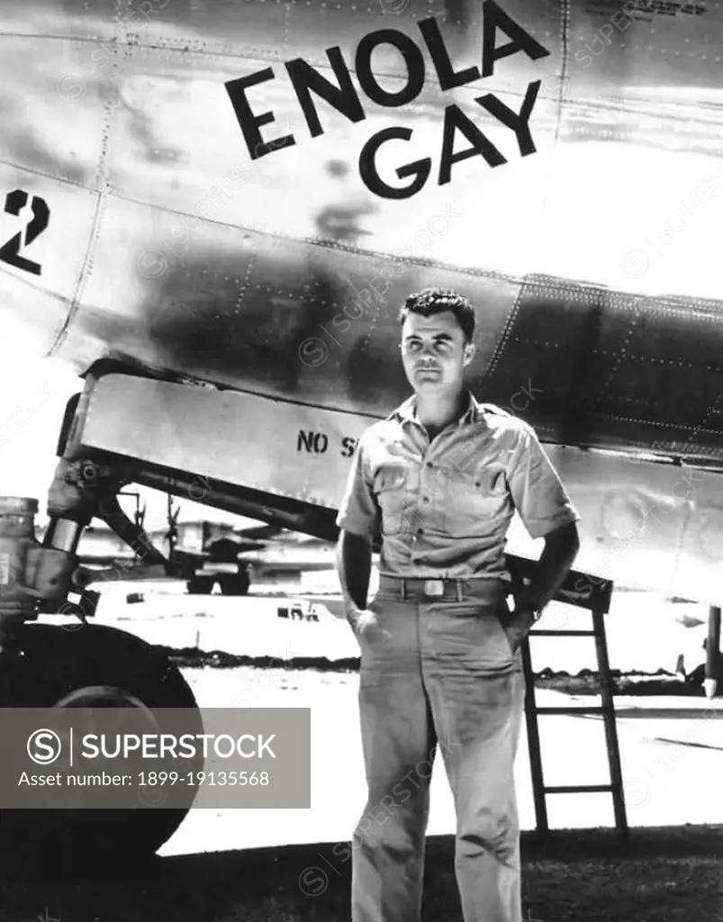 Japan/USA: Colonel Paul Tibbets standing by the Enola Gay's cockpit before taking off for the bombing of Hiroshima, 6 August 1945