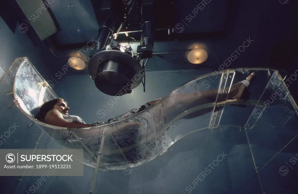 Whole body counter at EPA's Las Vegas National Environmental Research Center, May 1972