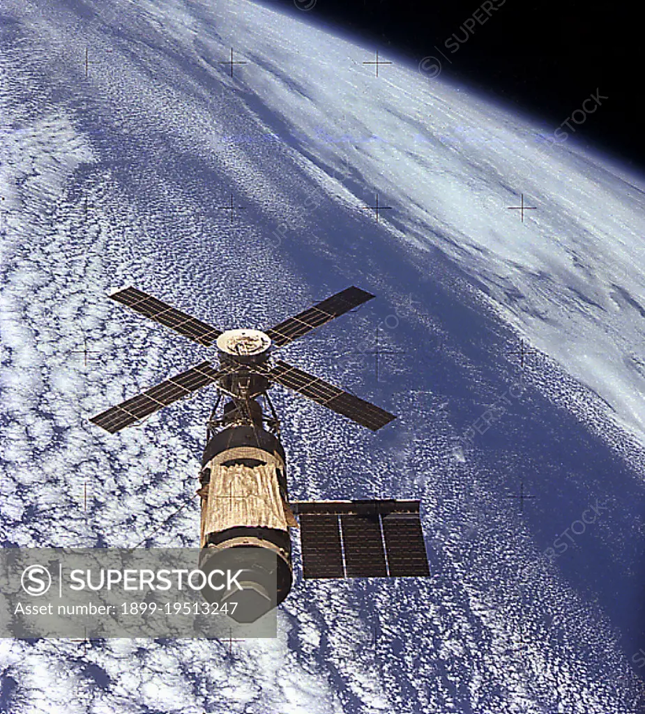 This view of Skylab in orbit was taken by the Skylab 4 (the last Skylab mission) crew. (cropped from right)