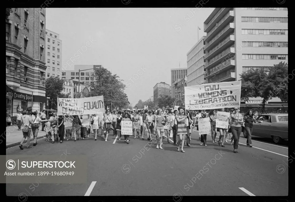 Women march from Farragut Square to Lafayette Park carrying banners and signs during a demonstration in favor of equal rights for women, Washington, DC, 8/26/1970.  (Photo by Warren K Leffler/US News & World Report Collection/GG Vintage Images/UIG)