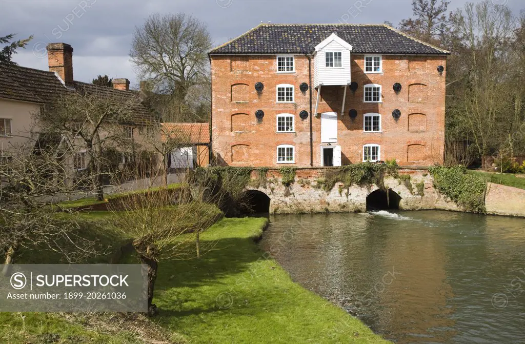 Water mill on River Gipping at Sproughton, Suffolk, England