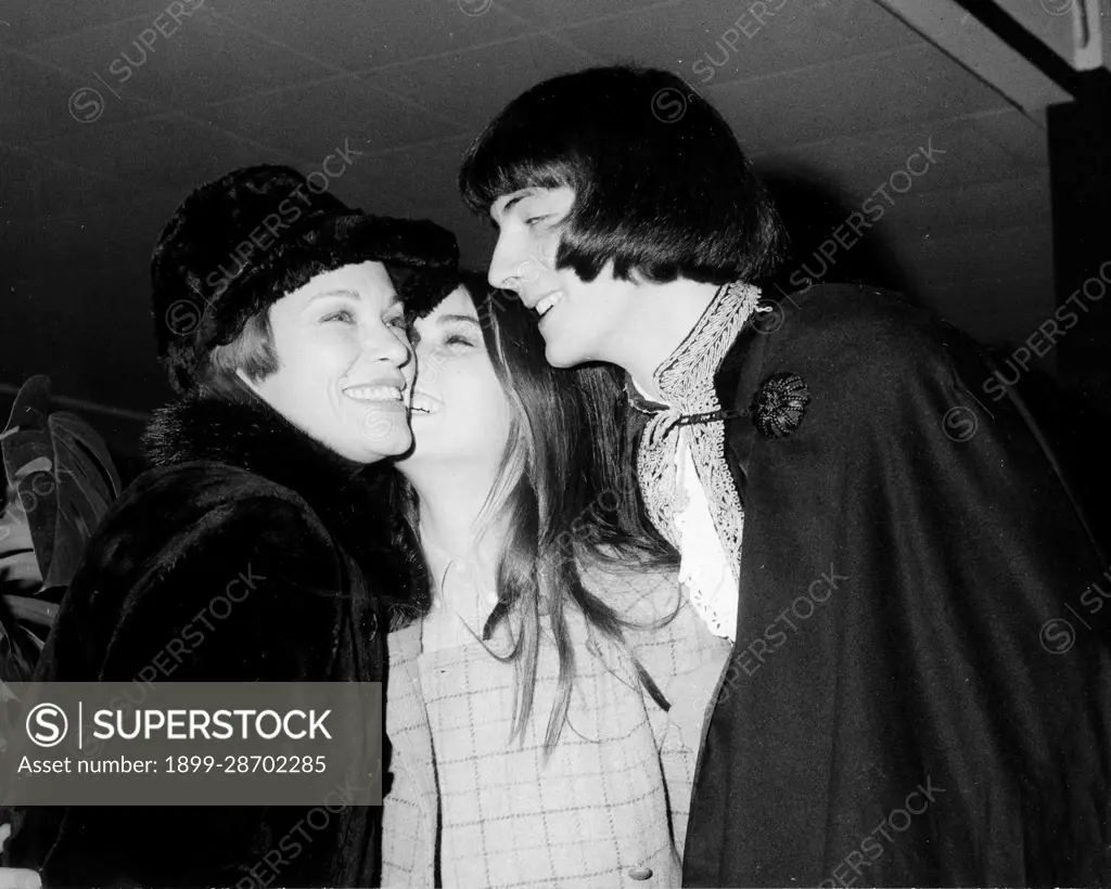 Linda Christian, Romina Power, Stanislaus Klossowski De Rola, 1966. -  SuperStock