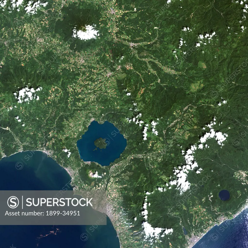 Usu Volcano, Japan, True Colour Satellite Image. Usu Volcano, Japan, true colour satellite image. Usu is a volcano (737m) located on the Southern rim of Lake Toya on Hokkaido island. Image taken on 9 August 1999 using LANDSAT data. Print size 30 x 30 cm.