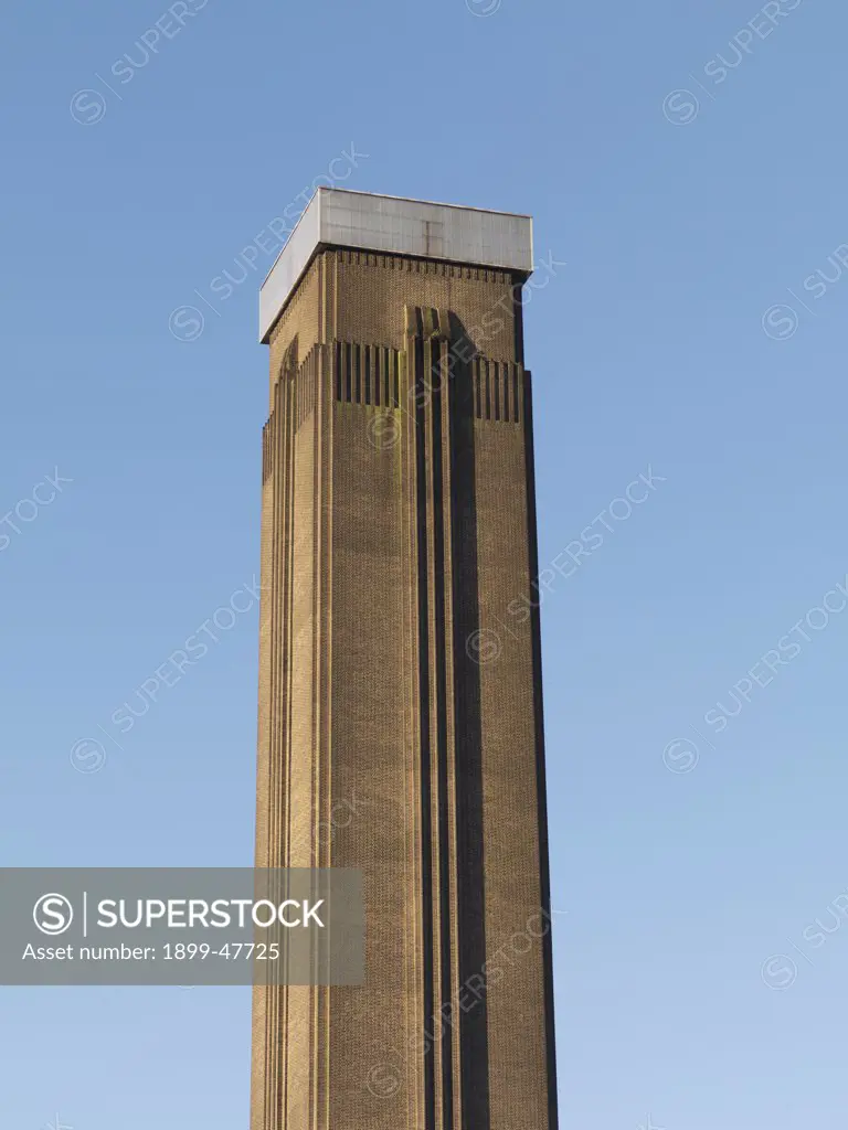 Tate Modern, by Herzog & de Meuron , Scott George Gilbert, 1995 - 2000, 20th Century, Unknow. Great Britain, London, Tate Modern. Detail. Museum Tate Modern thermoelectric power station: thermoelectric power plant chimney tower bricks.