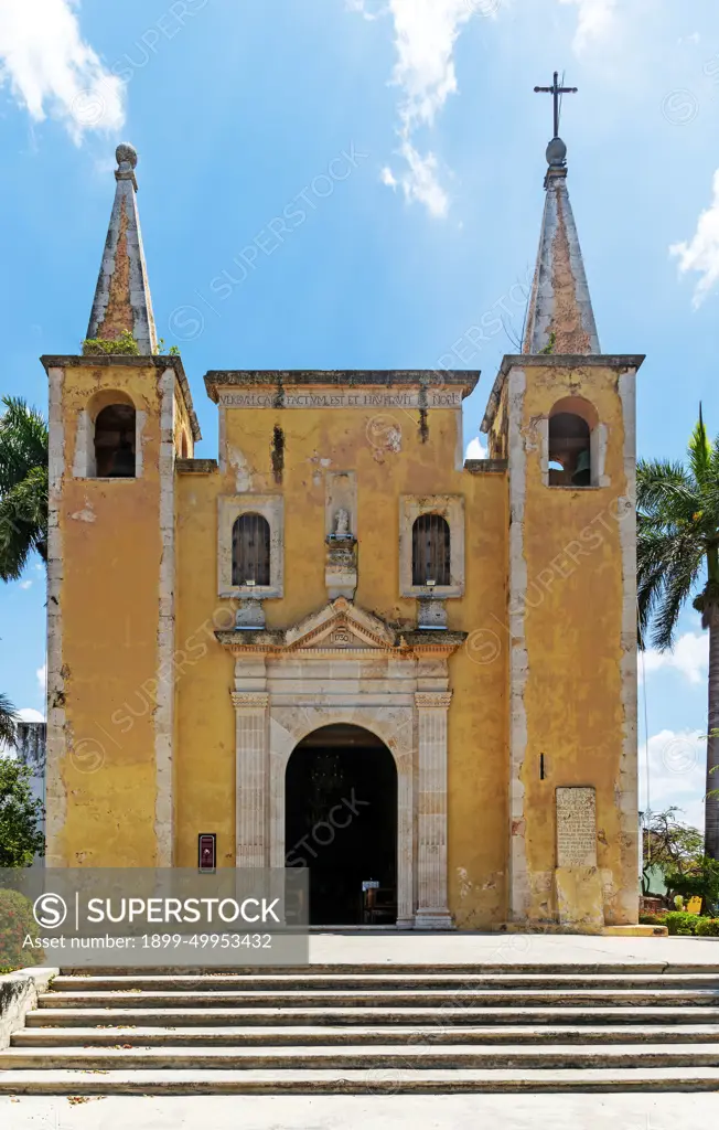 Parish church, Iglesias de Santa Ana, Merida, Yucatan State, Mexico.