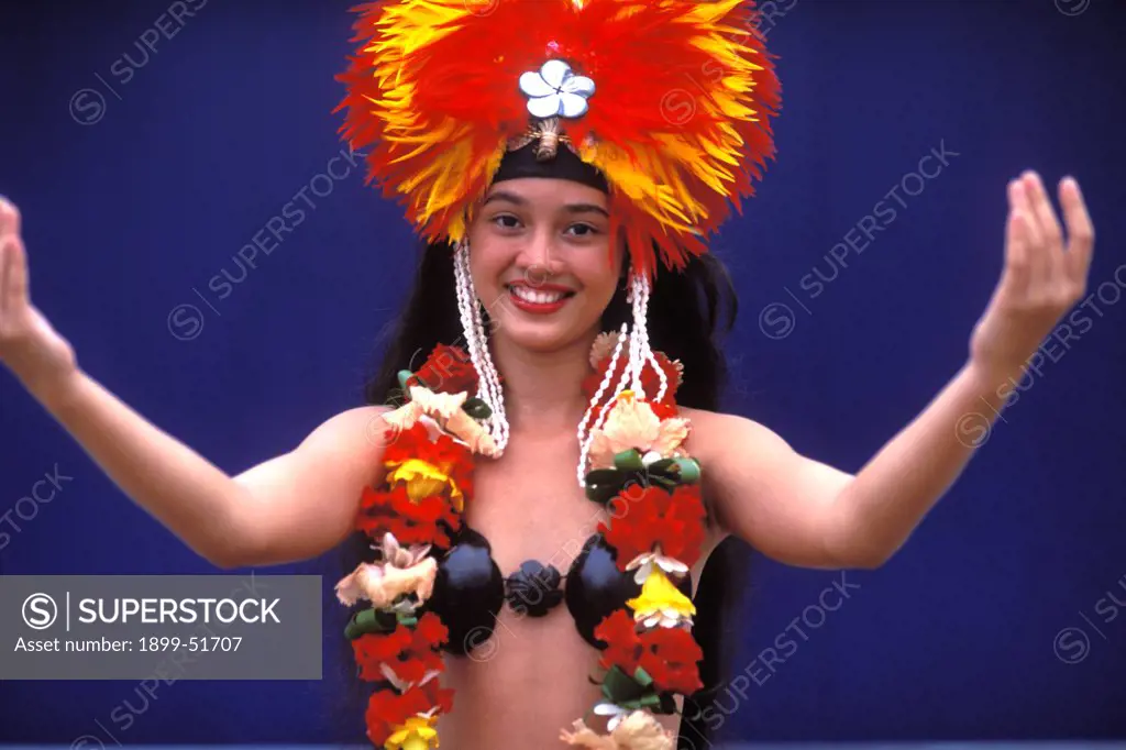 French Polynesia, Tahiti, Bora Bora. Dancer