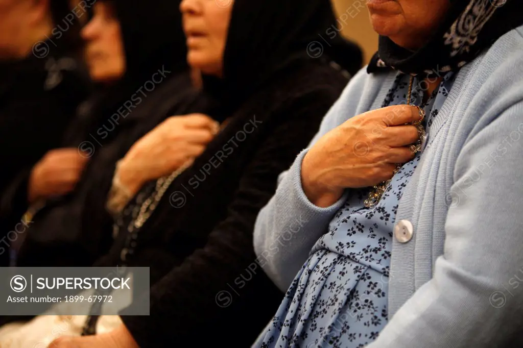 Easter vigil in St Thomas Chaldean church