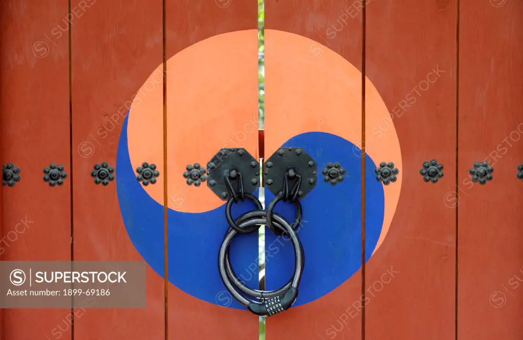 Yin and yang symbols on temple door