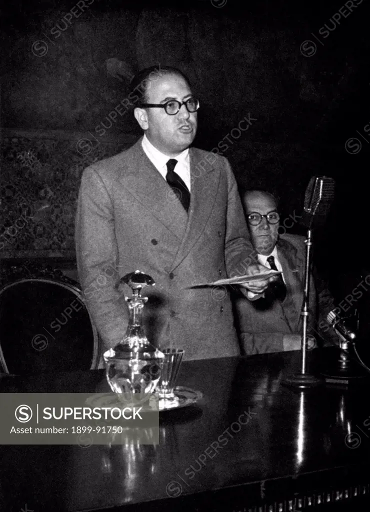 Italian politician and President of Sicily Franco Restivo giving a speech. 1950s