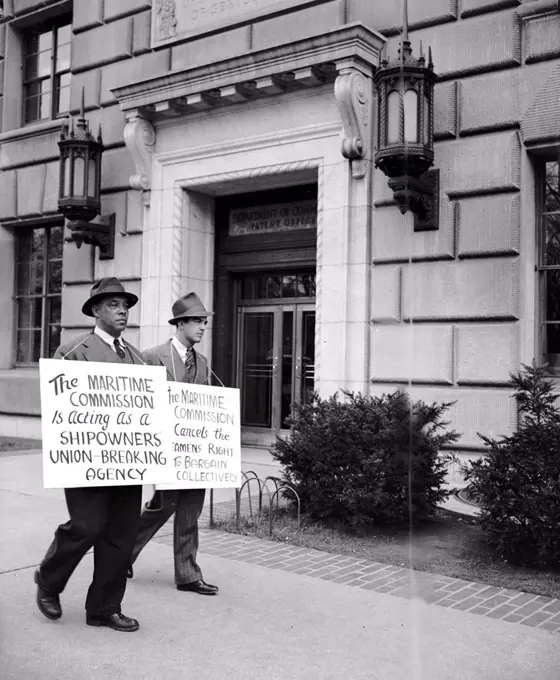 Pickets at the Department of Commerce protesting Maritime Board decisions circa 1938.