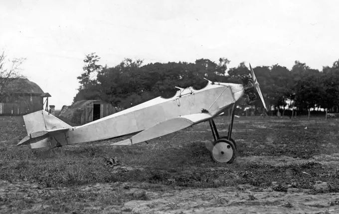 WK-1 Jutrzenka aircraft, constructed by Wadysaw Aleksander Kozowski, 1927. 