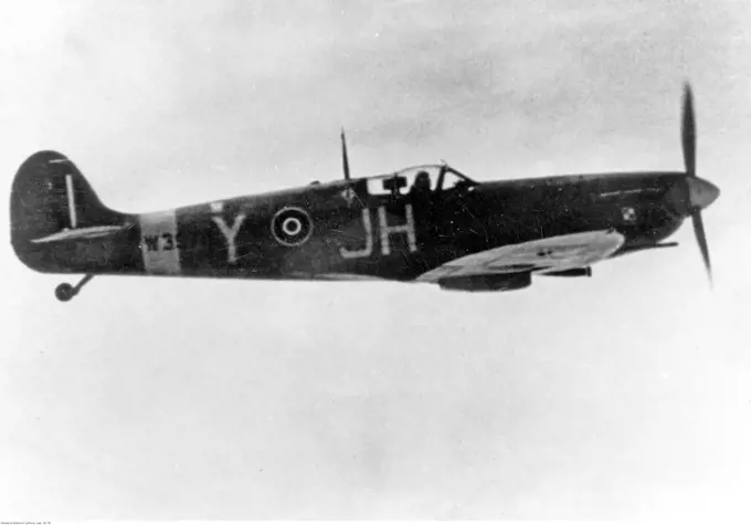 Polish Spitfire JH-Y aircraft of the 317 squadron during a combat flight ca. 1942. 