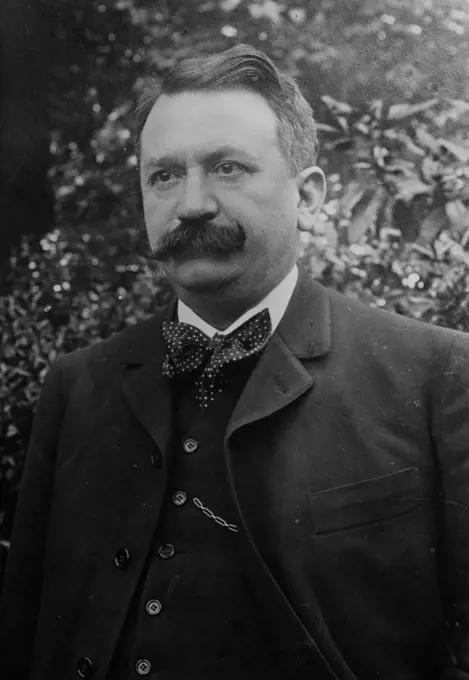 Date: 1910-1915 - Gaston Doumergue. 