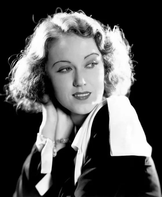 Canada/USA: Vina Fay Wray (September 15, 1907 - August 8, 2004) was a Canadian/American actress most noted for playing the female lead in the movie King Kong (1933).