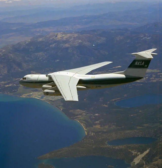 C-141 (NASA-714) Kuipter Airborne Observatory in flight. ca. 1973