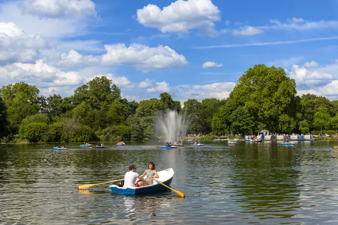 The West Boating Lake in Victoria Park, Hackney, London, UK.