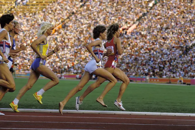 1984 Olympics. Women'S 3000M - Finals, Zola Budd (Grb) And Mary Decker (Usa)