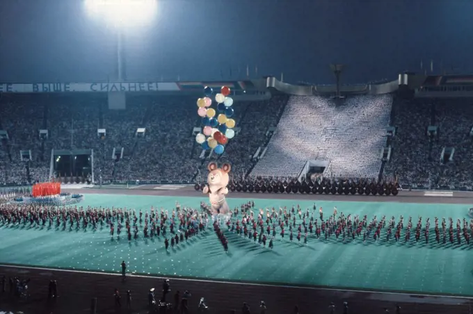 Closing ceremony of the Moscow's Olimpic Games, held in Moscow from July 19 to August 3, 1980 In the center of the stage, the mascots of the Olympic Games, the bear Misha. Moscow, 1980.
