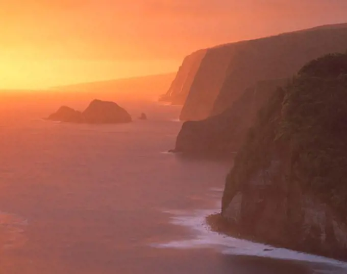 Kohala Coast at Dawn  Pololu Valley Overlook  Big Island of Hawaii  Hawaii