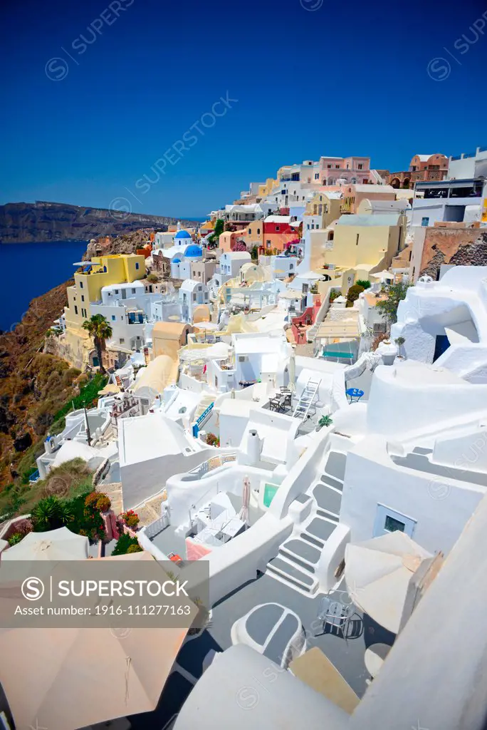 Hillside buildings in Oia, Santorini, Greek Islands, Greece