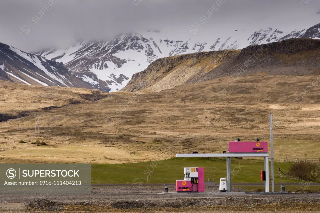 Gas Station, Grundarfjordur, Snaefellsnes Peninsula, Iceland.