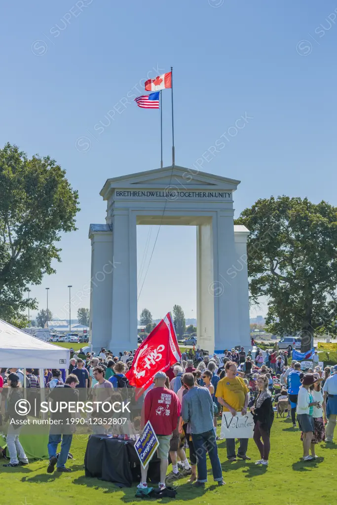 Climate change knows no borders. International rally at Peace Arch border crossing.