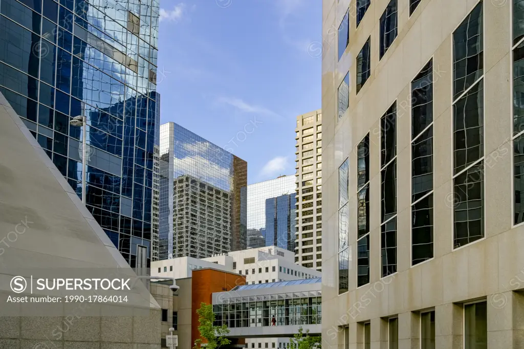 Plus 15 Skyway, pedestrian overhead walkway network, is one of the world's most extensive skywalk systems, Downtown Calgary, Alberta, Canada