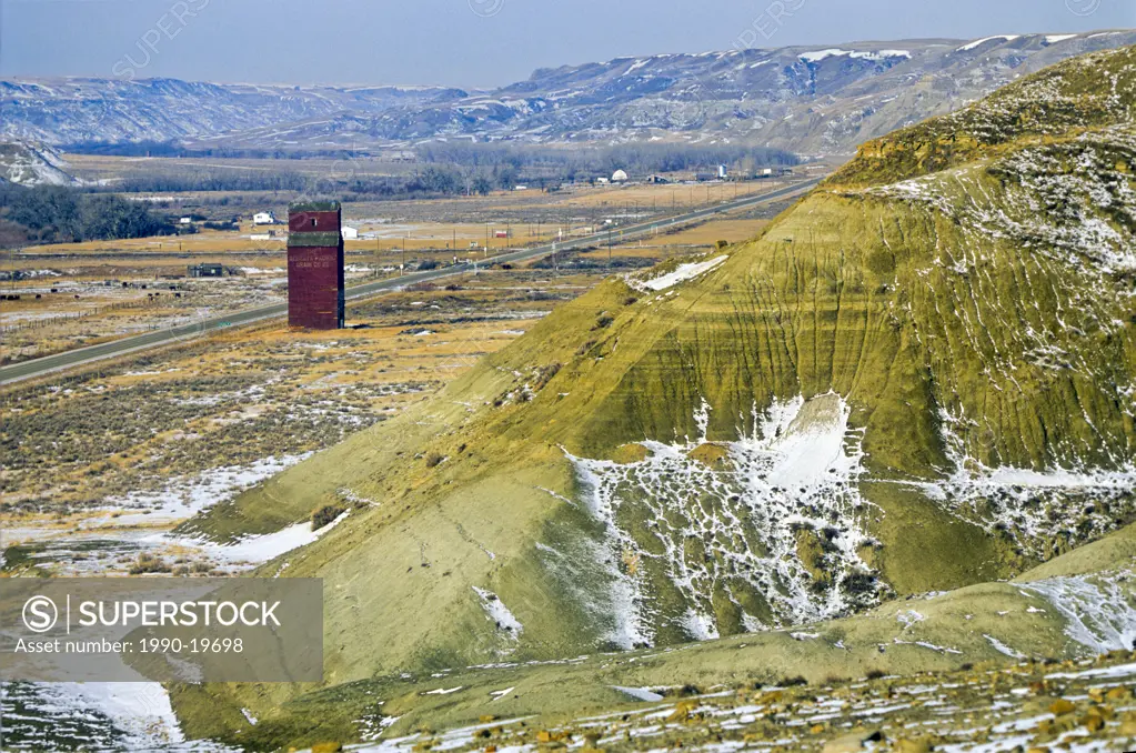 Grain elevator in ghost town. Dorothy, Alberta, Canada