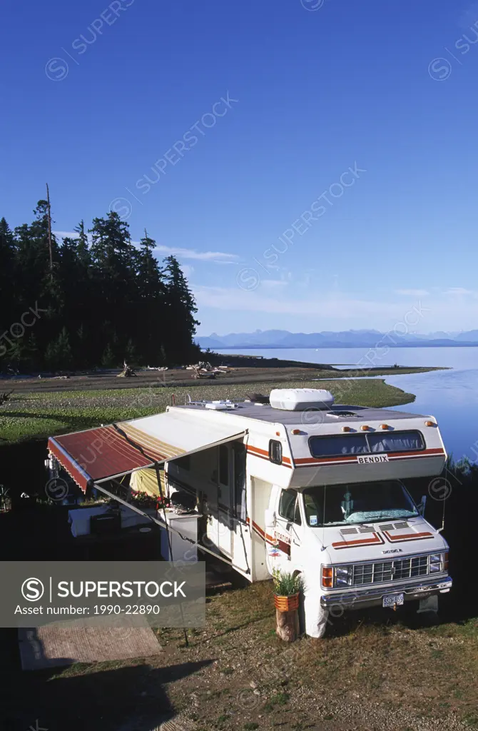 Oyster River estuary, near Campbell River, Vancouver Island, British Columbia, Canada