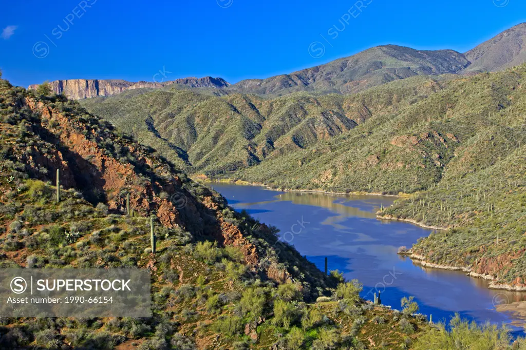 Apache Lake, Apache trail, Hwy 88, Arizona, USA