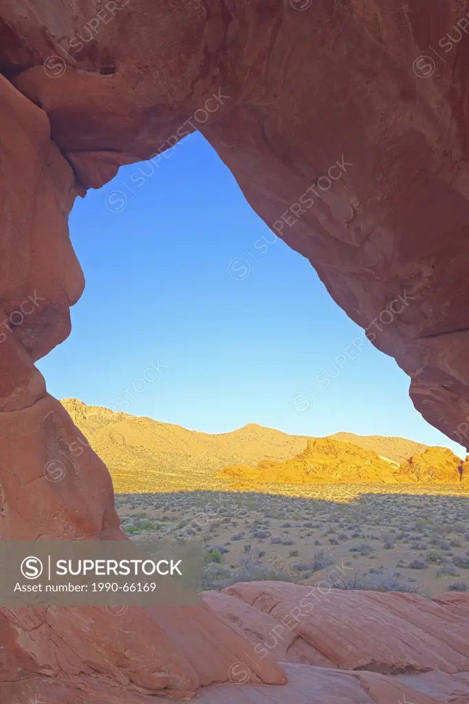 Arch Rock, Valley of Fire State Park, Nevada, USA