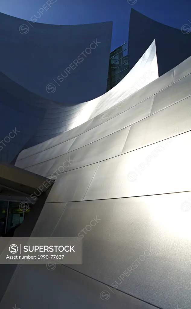 Walt Disney Concert Hall by Frank Gehry in Los Angeles