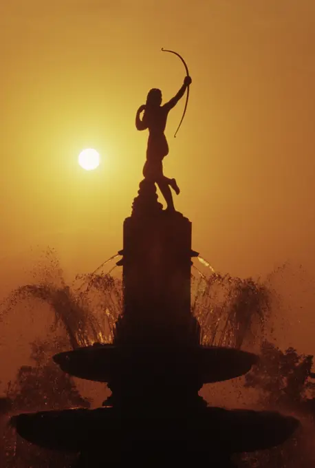 Mexico City, D.F. Fountain of Diana, entrance to Chapultec Park