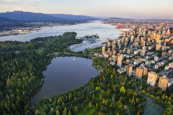 Vancouver, Stanley Park and Lost Lagoon.