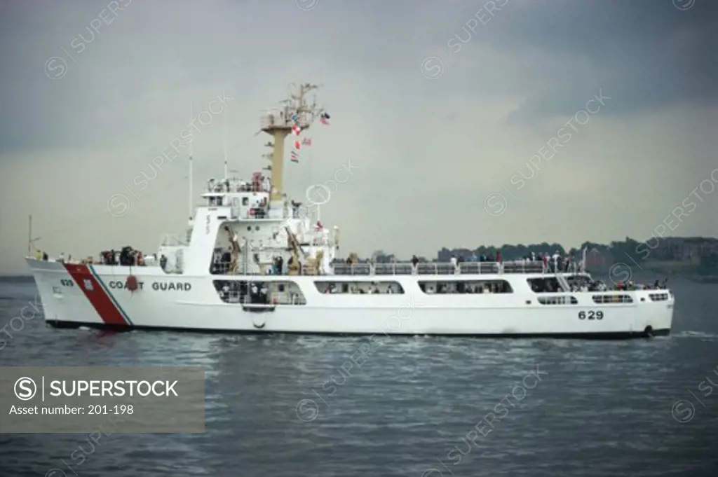 US Coast Guard Cruiser Decisive WMEC-529 Medium Endurance Cruiser Reliance Class