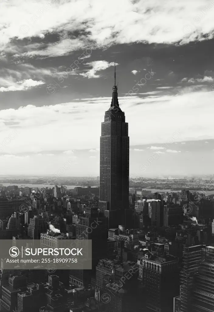 Vintage photograph. looking southwest toward empire state building from grand central avenue