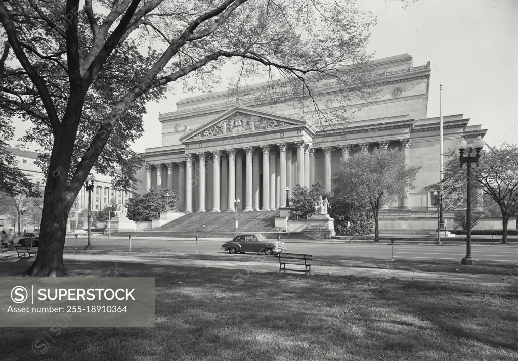 Vintage photograph. View of the National Archives Building