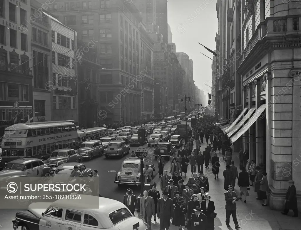 Vintage photograph. View along 5th Avenue, South from 48th Street, New York City