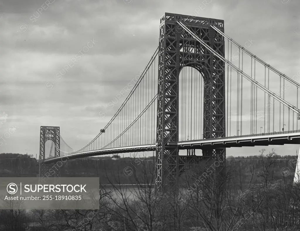 Vintage photograph. View of George Washington Bridge from the New York side