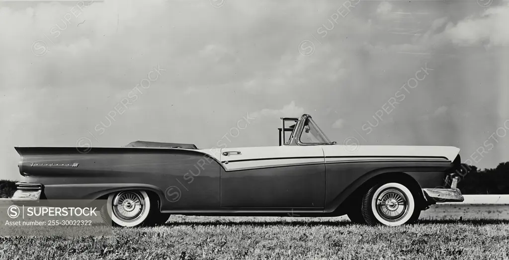 Vintage Photograph. 1957 Ford Sunliner