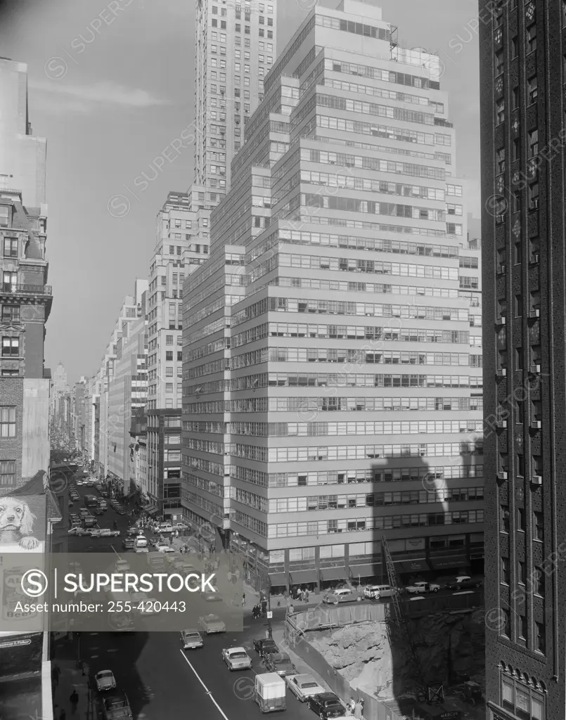 USA, New York, Manhattan, Madison Avenue looking North from 56th Street