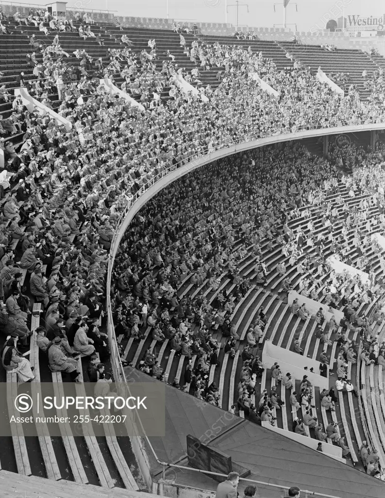 USA, Philadelphia, crowd in stands at Army - Penn football game in Franklin Field